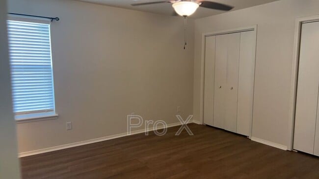 Photo - 1209 W Bishop Dr