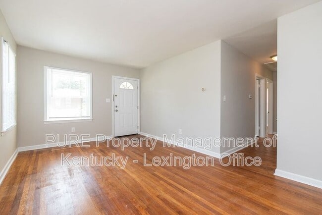 Photo - 817 Marcellus Dr