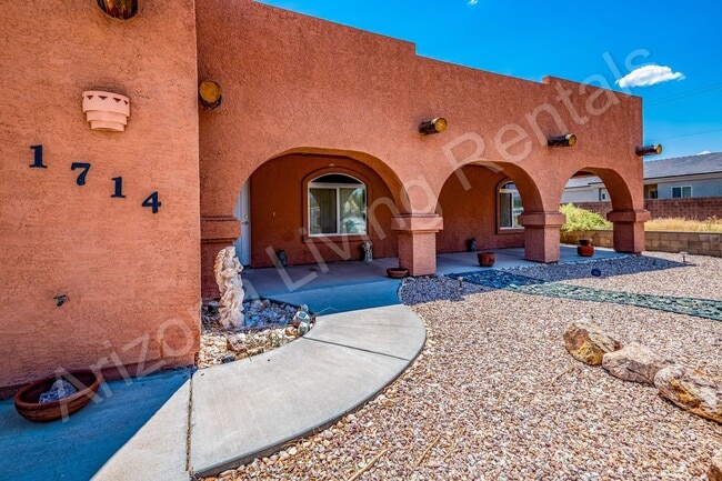 Photo - BEAUTIFUL SOUTHWEST HOME