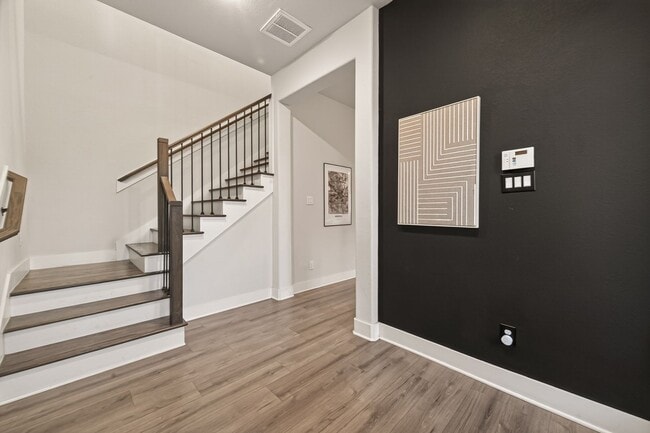 Photo - 4221 Galesburg St
