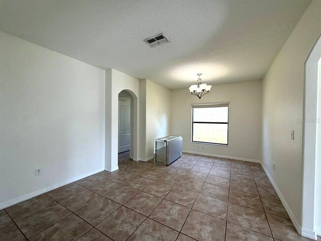 Photo - 20023 Date Palm Way