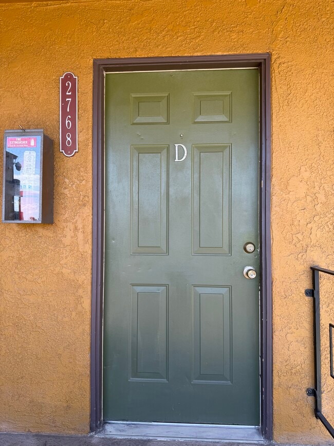 Photo - 2764 Conejo Dr Unidad D