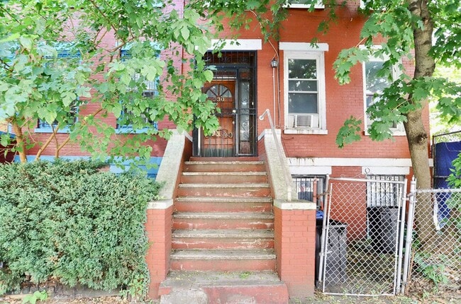 Building Photo - 330 Halladay St Unit 2A Rental