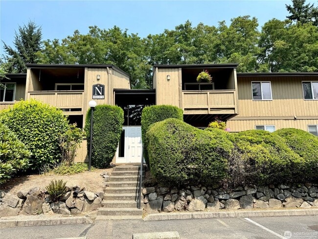 Building Photo - 6105 N 16th St