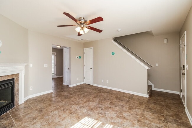 Photo - 3 Sherbourne Ct