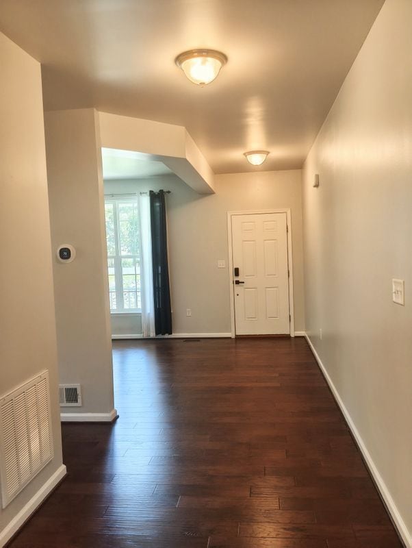 Photo - 2913 Lakeview Pkwy