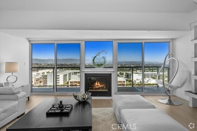 Building Photo - 13600 Marina Pointe Dr Rental