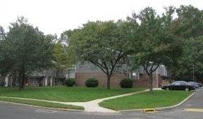 Eggerts Crossing Village - Eggerts Crossing Village