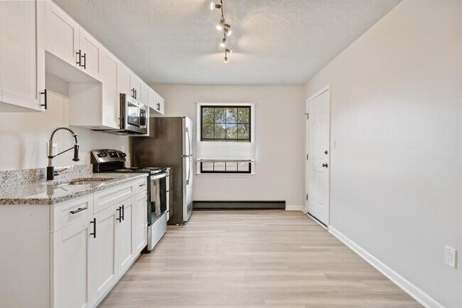 Photo - 2520 Bradford Ct