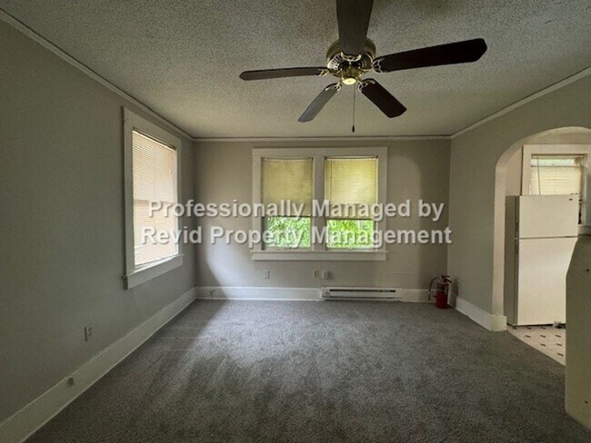 Photo - 2 Bed 1 Bath in Midtown! Unit 2187 # 201