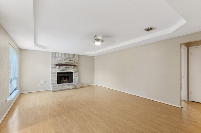 Building Photo - 18067 Garden Manor Dr