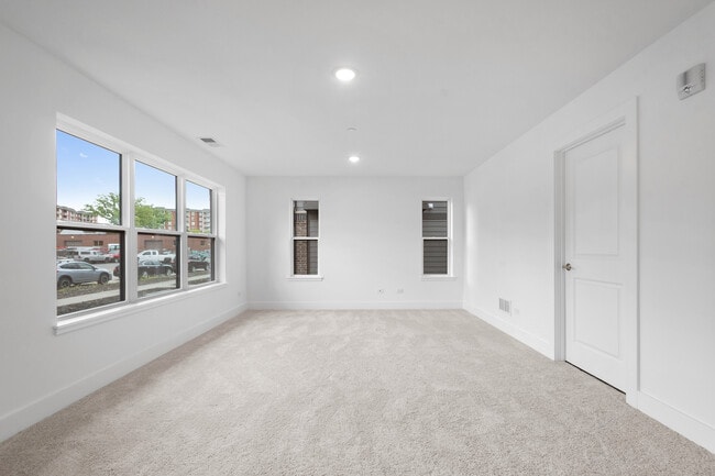 Photo - 8375 Mulberry Ave