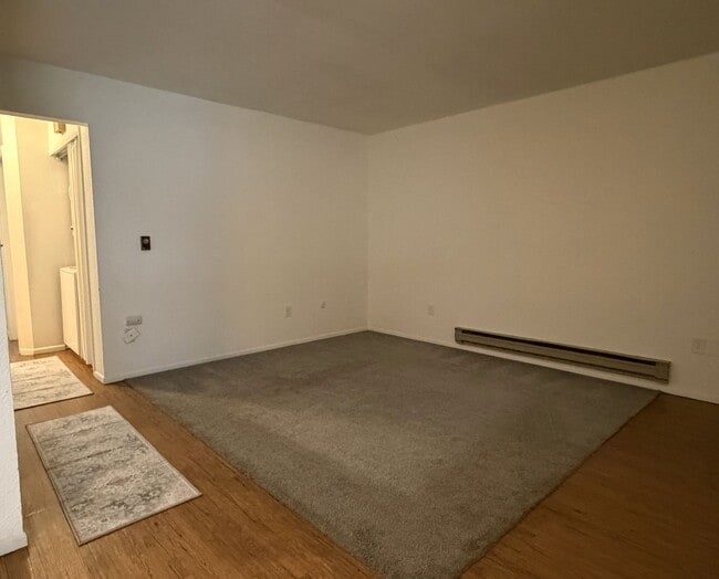 Photo - 1209 W Plum St