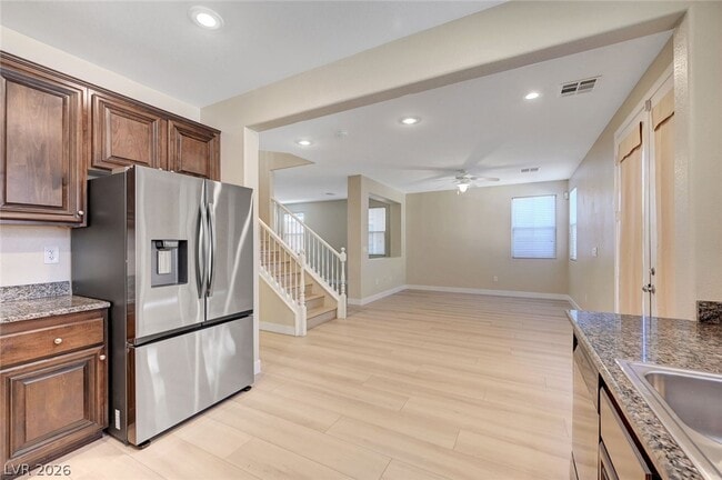 Photo - 5385 Bristol Bend Ct