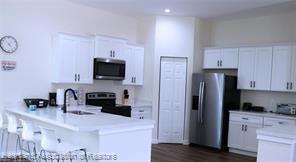 Photo - 216 Grenada St NE