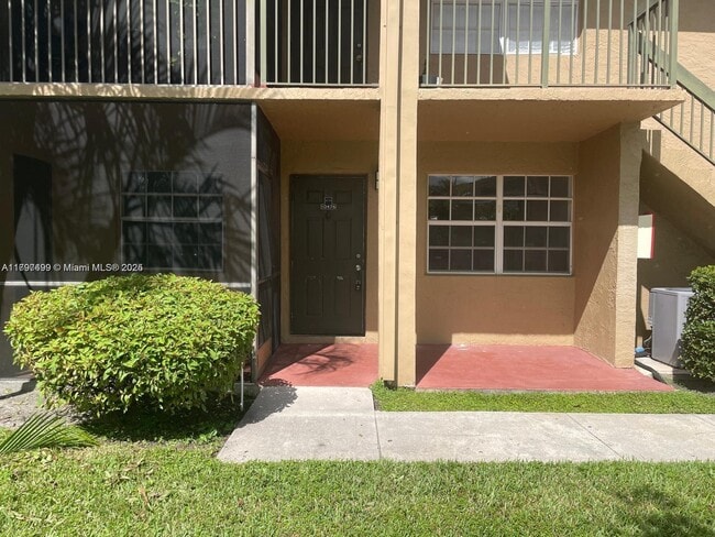 Photo - 10476 NW 8th St Unidad 104 Rental