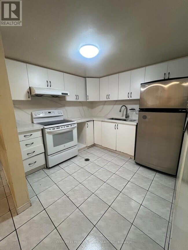 Photo - 558 Kaiser Dr