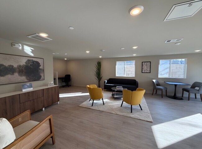 Photo - Gorgeous 1 bed/1 bath and Studio units ~ LA City Section 8 Voucher Accepted!