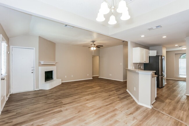 2628 Hidden Springs Dr