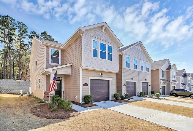 Photo - 16042 Red Buckeye Ln