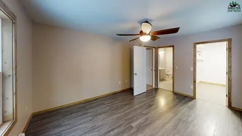 Photo - 2580 Roxanne St