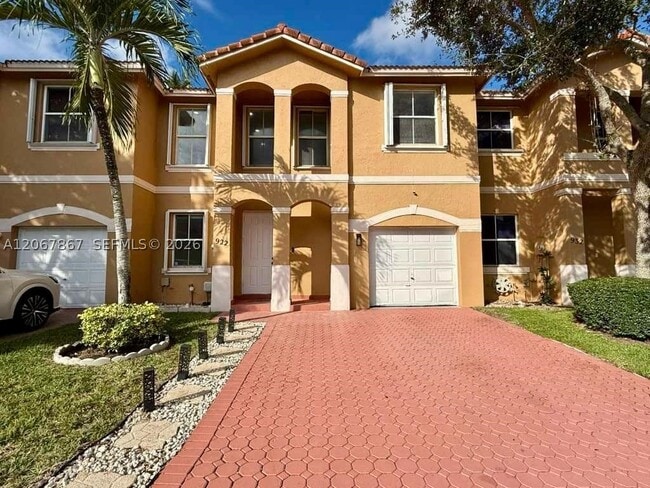 Building Photo - 922 NW 134th Ave
