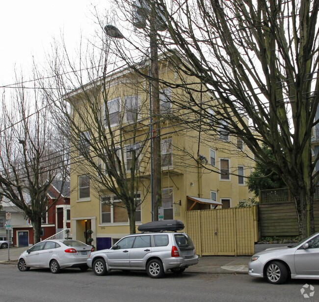 Chardonnay Apartments - Chardonnay Apartments