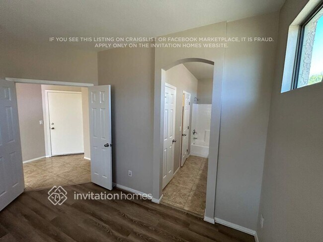 Photo - 6537 S 15th Dr