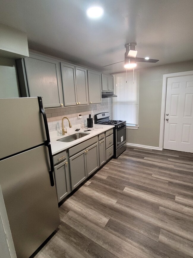 Photo - 1404 Aisquith St