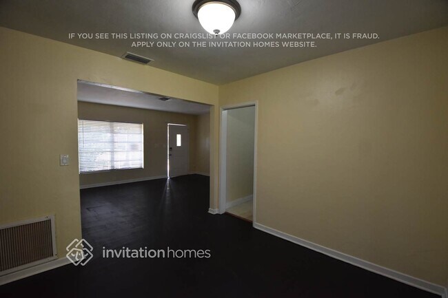 Photo - 245 NW 124th St