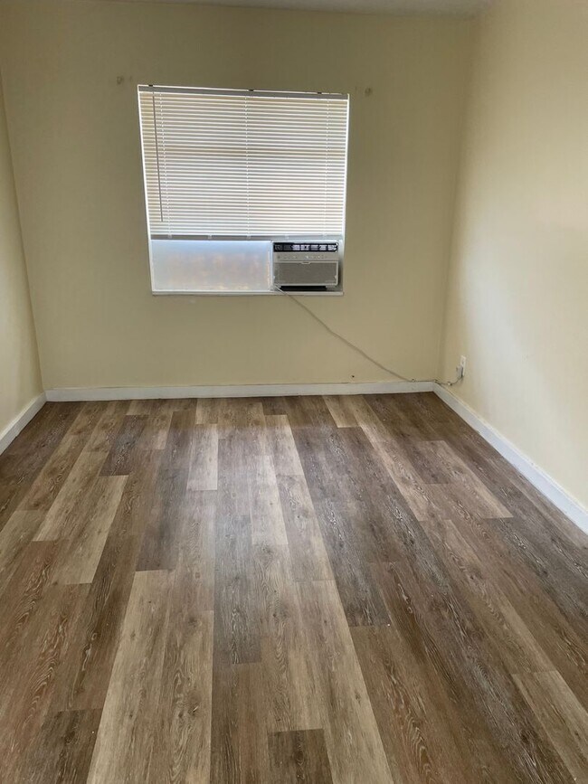 Photo - 861-863 22nd Ave S Unit 863 22nd Ave. S.