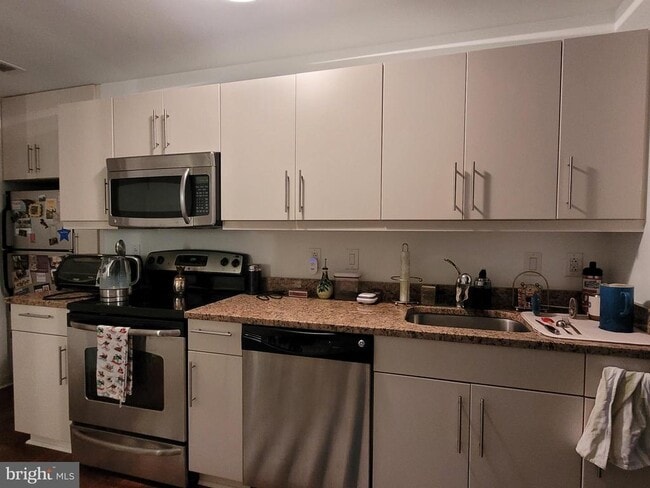 Photo - 219 S 18th St Unit 405A