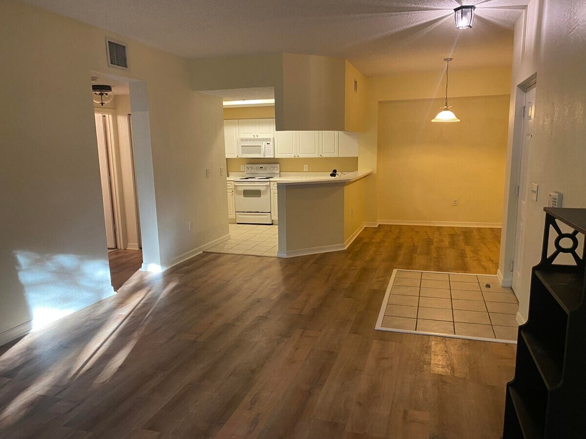 Photo - 2730 Anzio Ct Unit 204