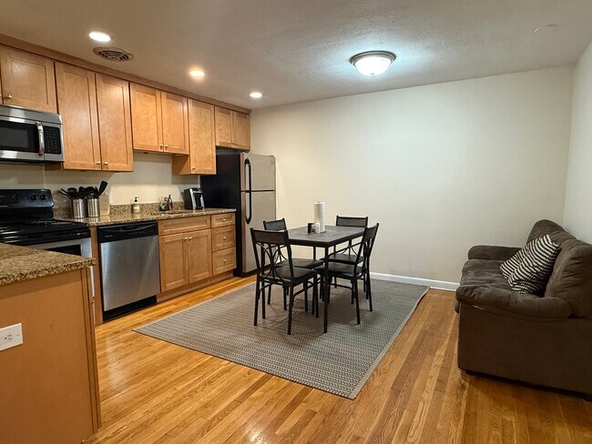 Photo - 205 Kent St Unit 26