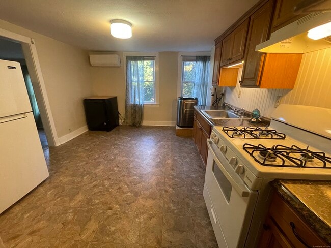 Photo - 42 Fisher Hill Rd Unit 3