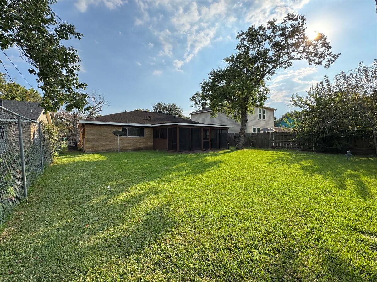 Photo - 1812 Dolphin Dr