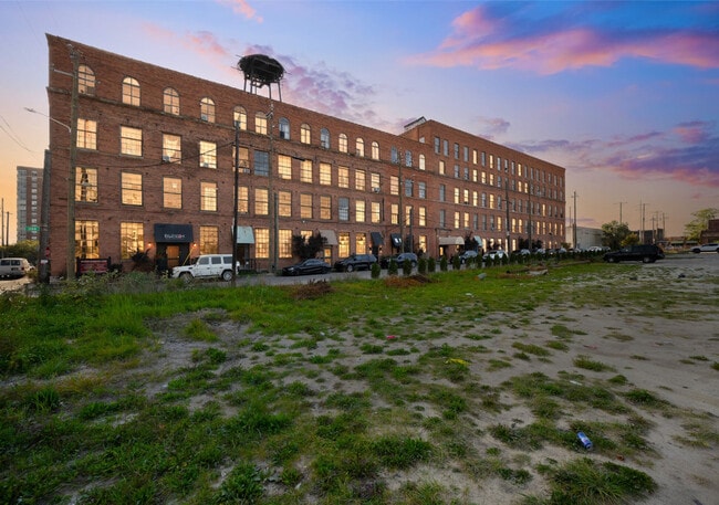 Photo - 227 Iron St Unidad SI ID1438332P