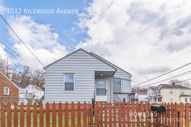 Building Photo - 1012 Idlewood Ave