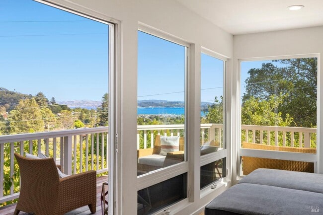 Photo - 48 Junipero Serra Ave