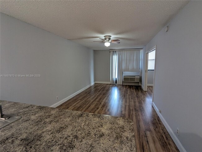 Photo - 2771 Riverside Dr Unit 311A