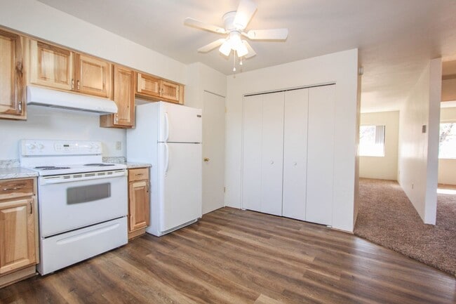 Photo - 635 Dameron Dr Unit Apt 01
