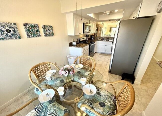 Lovely FURNISHED Condo in Rock Dove Community