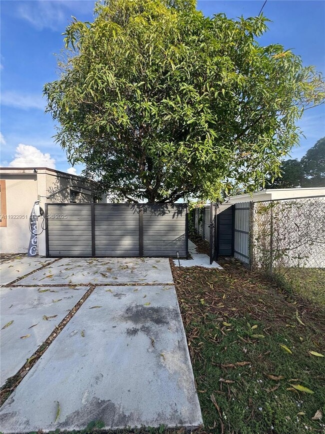 Photo - 4341 SW 99th Ct Unit 1