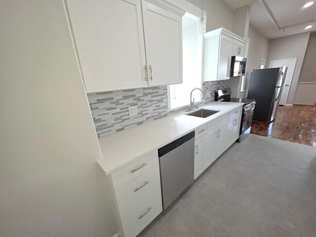 Photo - 5 Beacon St Unit 7