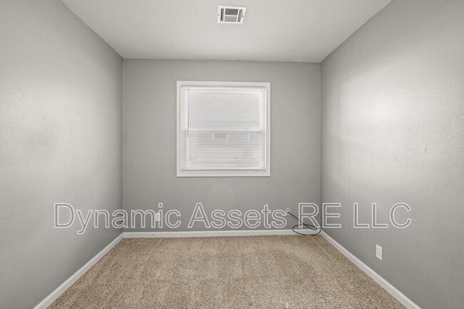 Photo - 1914 John F Kennedy St Unit A