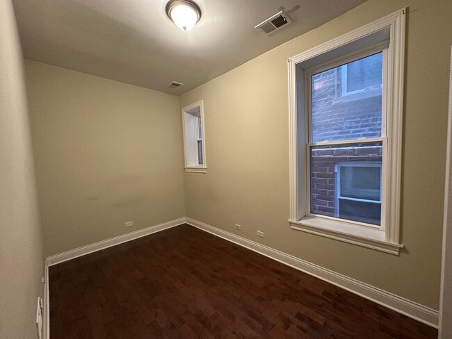 Photo - 2649 W 21st Pl Unidad #1