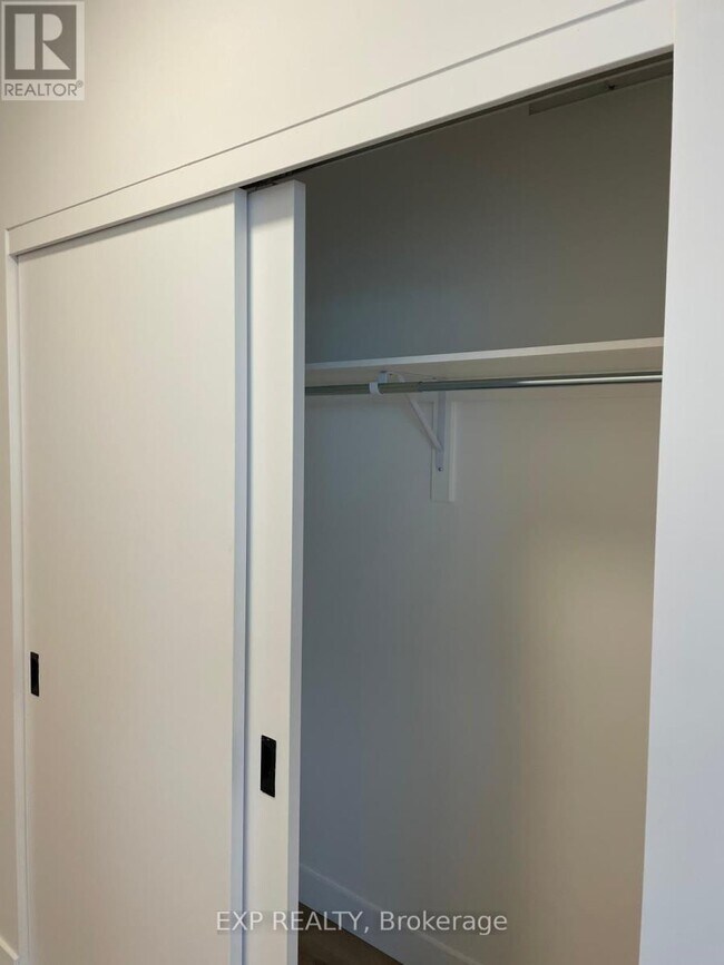 Photo - 1600 James Naismith Dr Unité 212