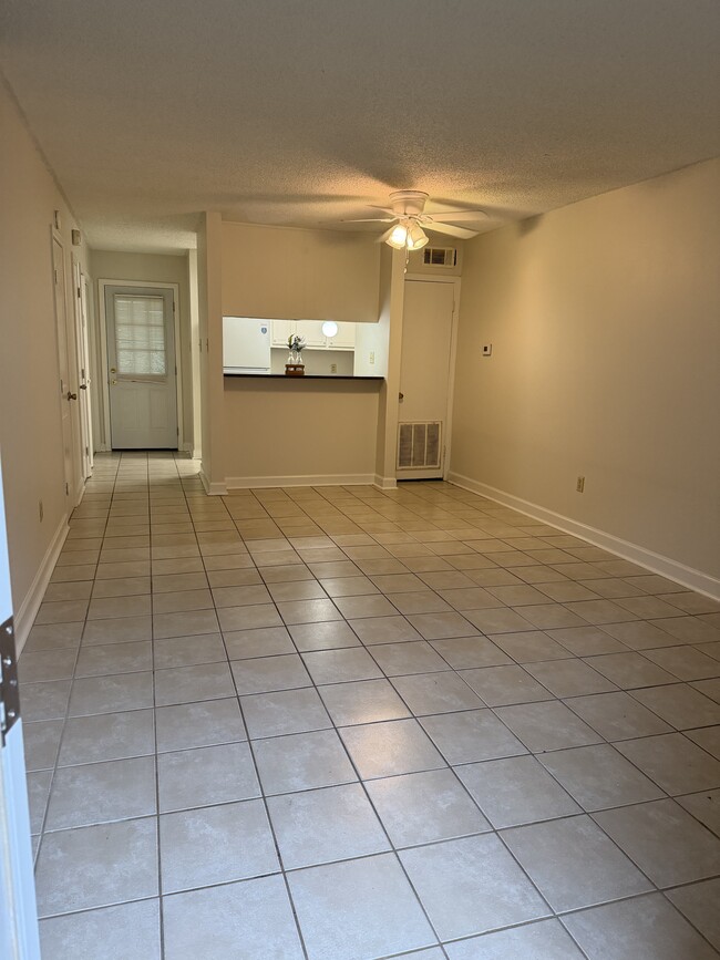 Photo - 14722 Hooper Rd