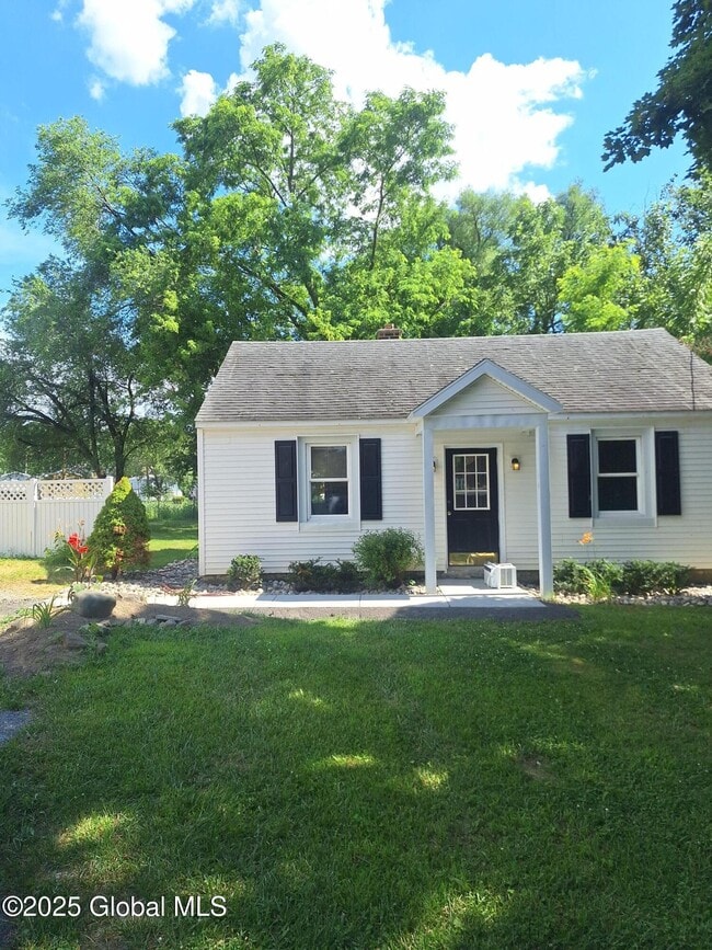 Photo - 2A Hillview Ave House