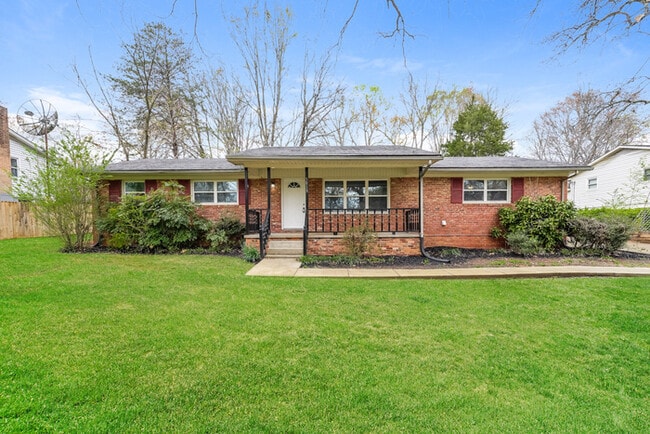 Building Photo - 5018 Shoreline Dr Rental